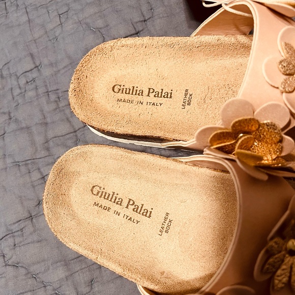 NWT Giulia Palai Girl’s Size 1 Soft Pink and Metallic Gold Floral Sandals - Picture 5 of 8